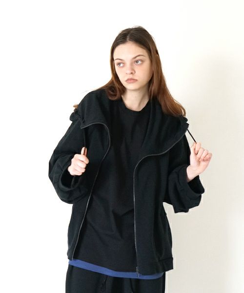  VUyヴウワイshort big hoody [BLACK]ビックショートパーカー