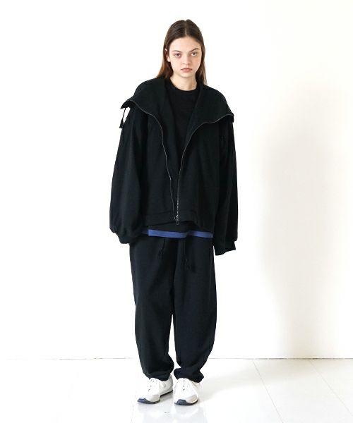  VUyヴウワイshort big hoody [BLACK]ビックショートパーカー