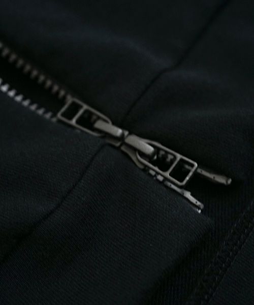 VUyヴウワイshort big hoody [BLACK]ビックショートパーカー