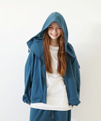 VUyヴウワイshort big hoody [BLUE]ビックショートパーカー