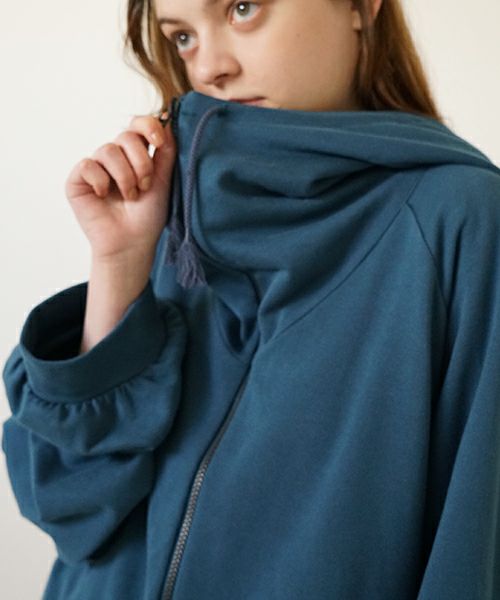 VUyヴウワイshort big hoody [BLUE]ビックショートパーカー
