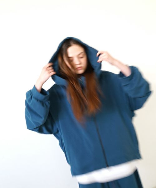 VUyヴウワイshort big hoody [BLUE]ビックショートパーカー