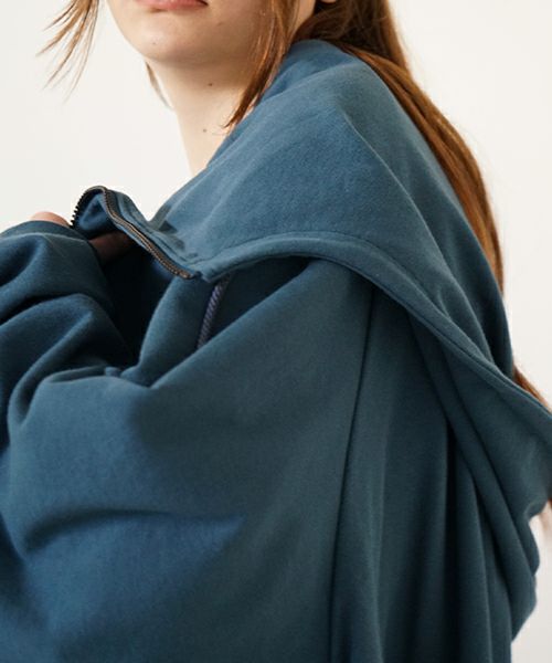 VUyヴウワイshort big hoody [BLUE]ビックショートパーカー