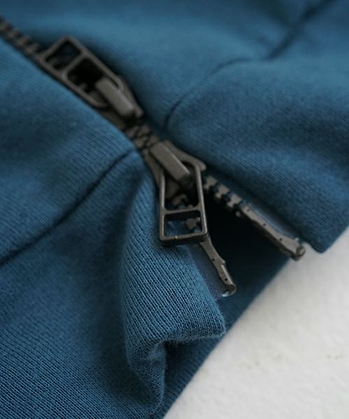 VUyヴウワイshort big hoody [BLUE]ビックショートパーカー