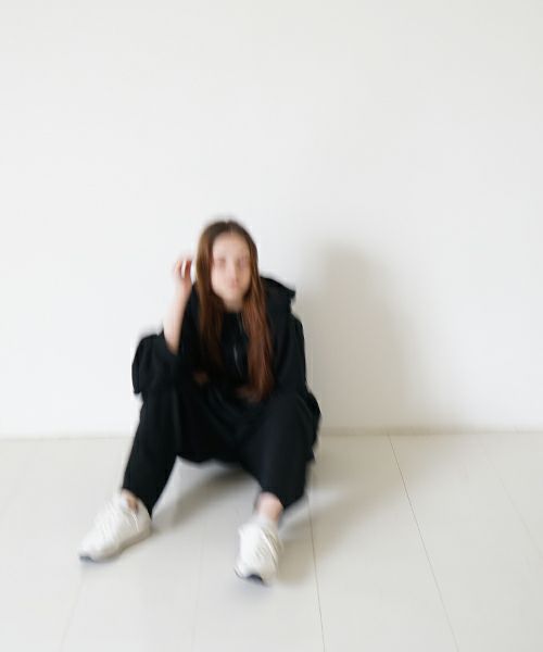 VUyヴウワイsweat wide cropped pants [BLACK]スエットワイドパンツ
