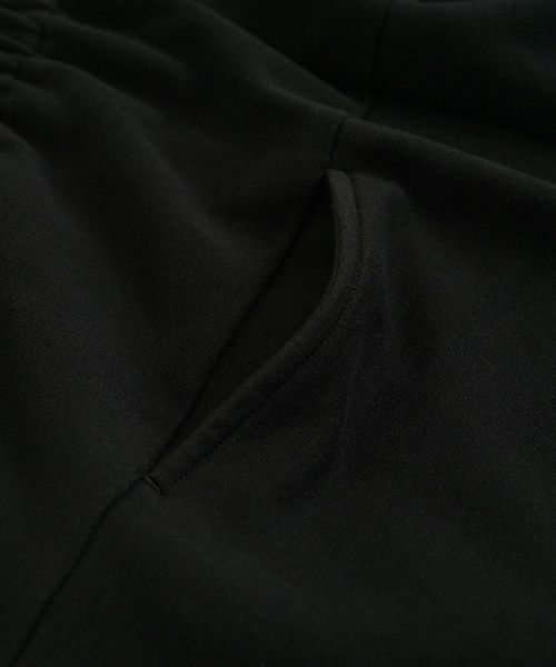 VUyヴウワイsweat wide cropped pants [BLACK]スエットワイドパンツ
