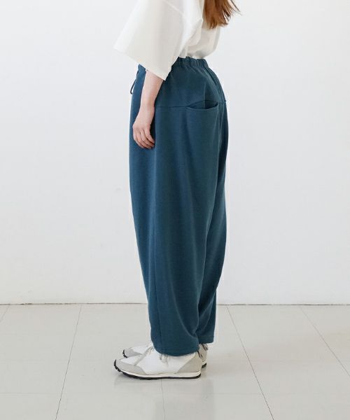 VUyヴウワイsweat wide cropped pants [BLUE]スエットワイドパンツ