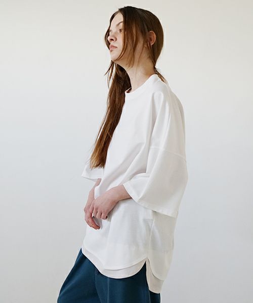 VUyヴウワイtwo slit t-shirt [white×beige]重ねスリットtシャツ