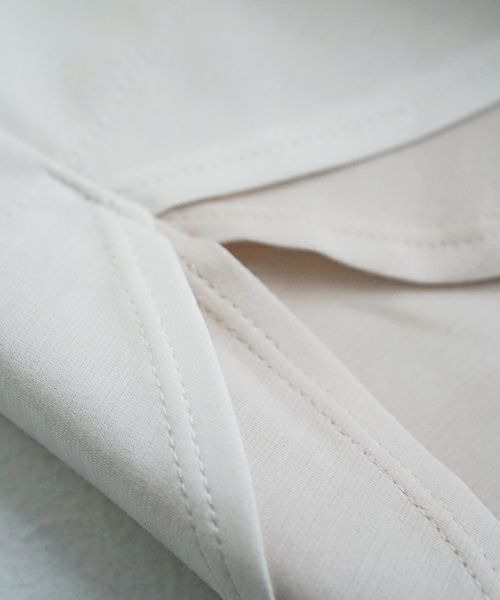 VUyヴウワイtwo slit t-shirt [white×beige]重ねスリットtシャツ