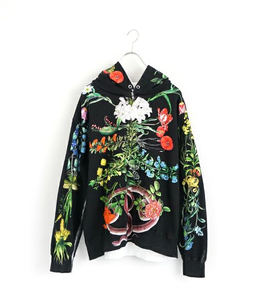 AHCAHCUMあちゃちゅむお花体パーカー（クロ）01-231-0701