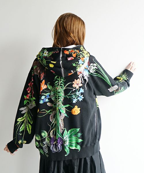 AHCAHCUMあちゃちゅむお花体ジップパーカー（クロ）01-231-0702