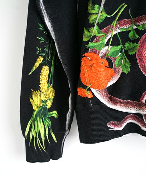 AHCAHCUMあちゃちゅむお花体ジップパーカー（クロ）01-231-0702