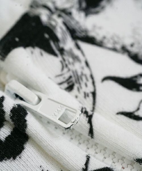 AHCAHCUMあちゃちゅむフルーツ女ジップパーカー（シロ）01-231-0703