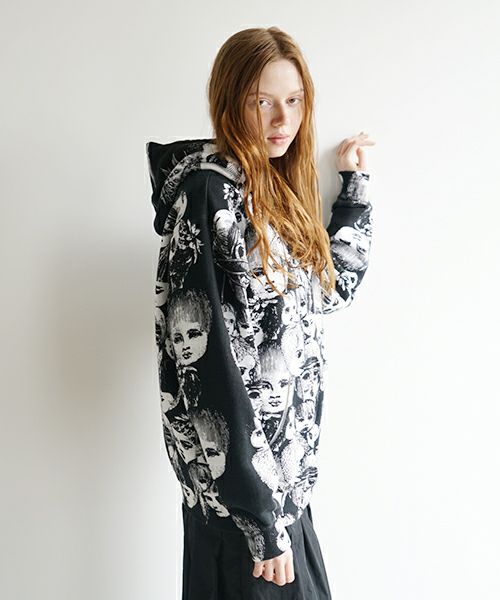 AHCAHCUMあちゃちゅむフルーツ女ジップパーカー（クロ）01-231-0703