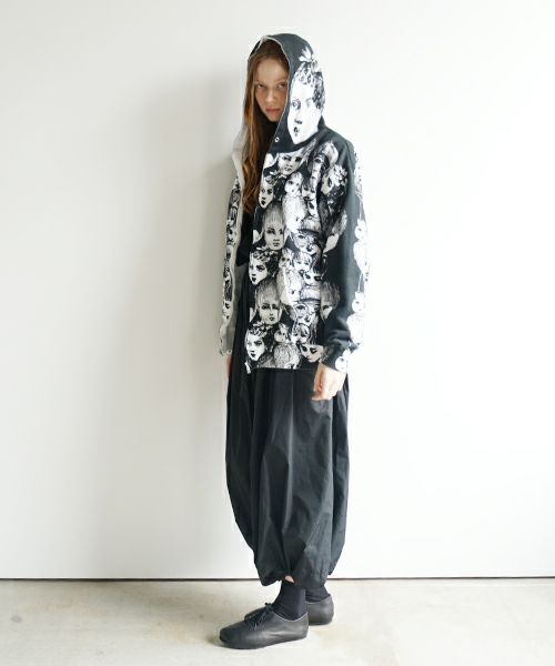 AHCAHCUMあちゃちゅむフルーツ女ジップパーカー（クロ）01-231-0703