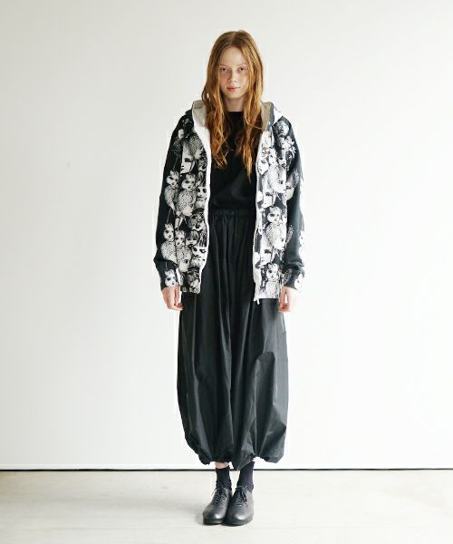 AHCAHCUMあちゃちゅむフルーツ女ジップパーカー（クロ）01-231-0703