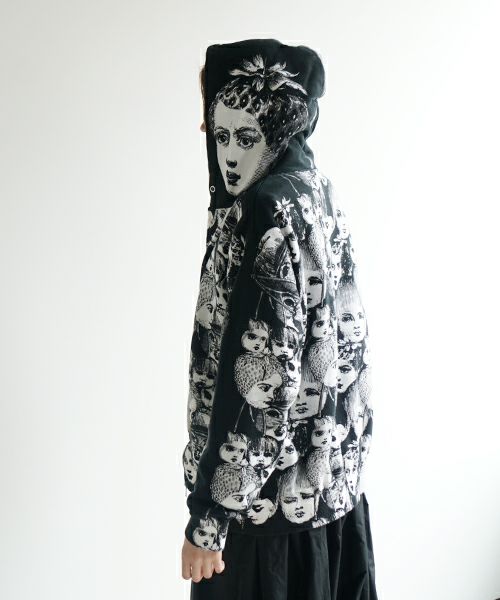 AHCAHCUMあちゃちゅむフルーツ女ジップパーカー（クロ）01-231-0703