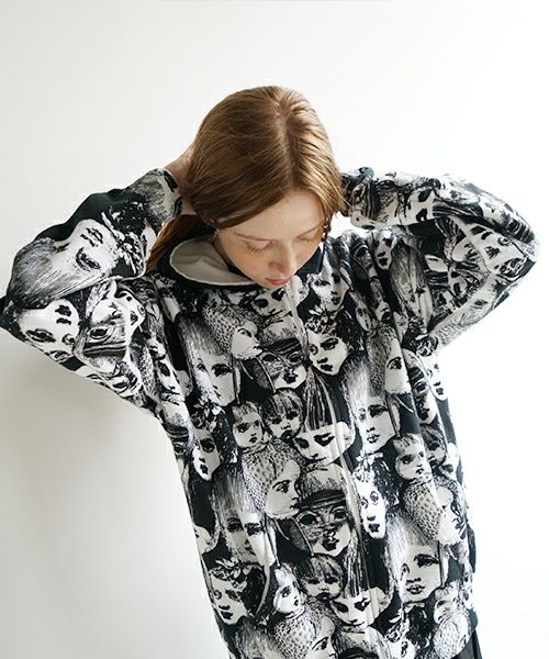 AHCAHCUMあちゃちゅむフルーツ女ジップパーカー（クロ）01-231-0703