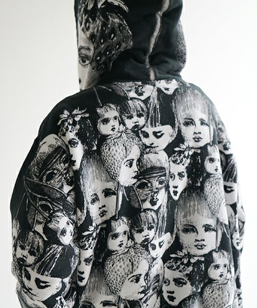 AHCAHCUMあちゃちゅむフルーツ女ジップパーカー（クロ）01-231-0703