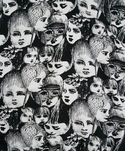 AHCAHCUMあちゃちゅむフルーツ女ジップパーカー（クロ）01-231-0703