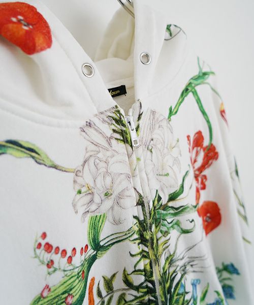 AHCAHCUMあちゃちゅむお花の体ジップパーカー（シロ）