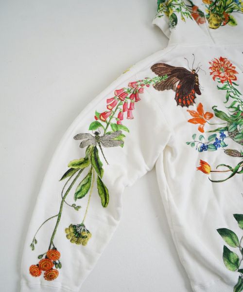 AHCAHCUMあちゃちゅむお花の体ジップパーカー（シロ）