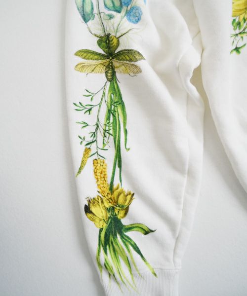 AHCAHCUMあちゃちゅむお花の体ジップパーカー（シロ）