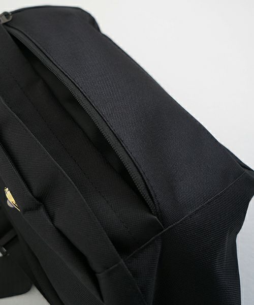 AHCAHCUM あちゃちゅむお目目BODY BAG（クロ）