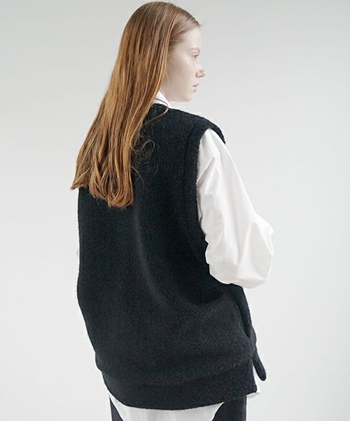 VU ヴウ boa v vest [BLACK］ボア Vネックベスト vu-cut-011