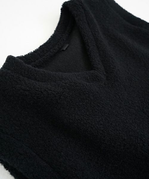 VU ヴウ boa v vest [BLACK］ボア Vネックベスト vu-cut-011