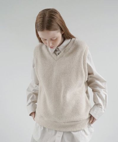 VU ヴウ boa v vest  [FIGARO］ボア Vネックベスト vu-cut-011