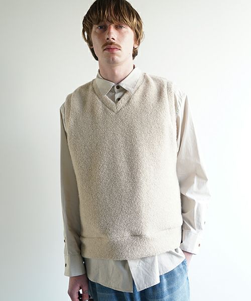 VU ヴウ boa v vest  [FIGARO］ボア Vネックベスト vu-cut-011