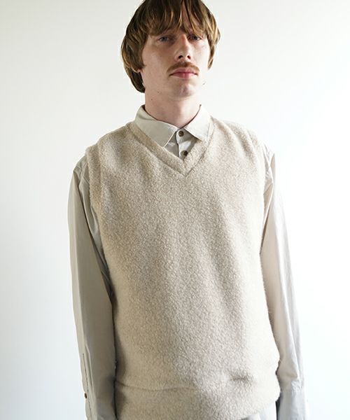 VU ヴウ boa v vest  [FIGARO］ボア Vネックベスト vu-cut-011