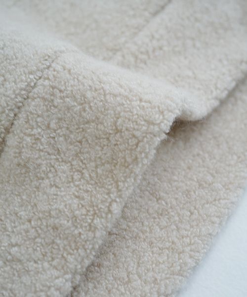 VU ヴウ boa v vest  [FIGARO］ボア Vネックベスト vu-cut-011