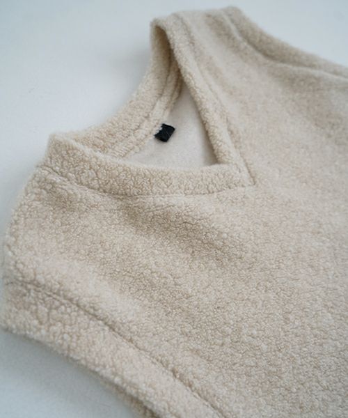 VU ヴウ boa v vest  [FIGARO］ボア Vネックベスト vu-cut-011