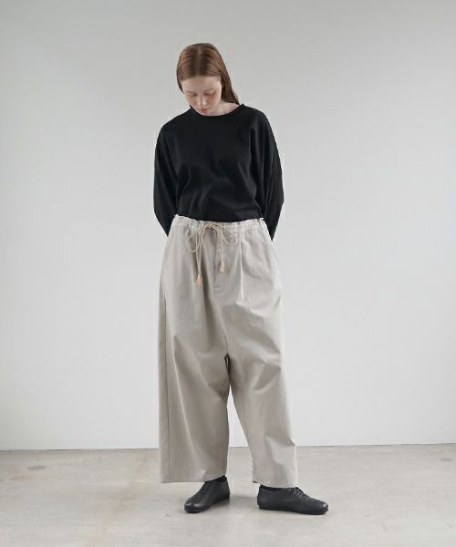 VU ヴウ wide silhouette pants [CHALK] ワイドシルエットパンツ vu-pnt-006