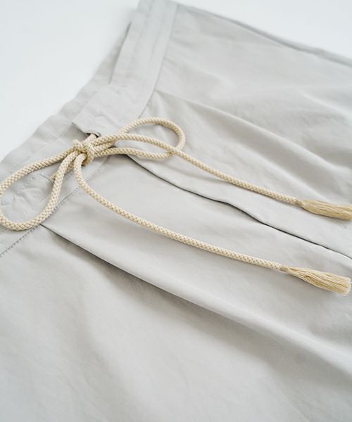 VU ヴウ wide silhouette pants [CHALK] ワイドシルエットパンツ vu-pnt-006