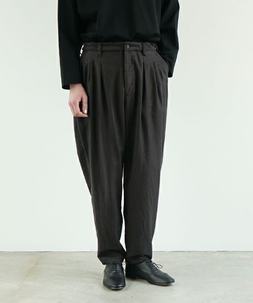 VU ヴウ dyed tapered pants［SUMI] 染テーパードパンツ425-VU-09