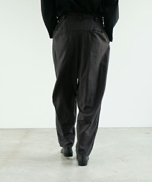 VU ヴウ dyed tapered pants［SUMI] 染テーパードパンツ425-VU-09