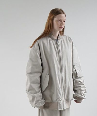 VU<br>ヴウ<br>big MA-1[CHALK] ビックエムエーワン vu-blu-005
