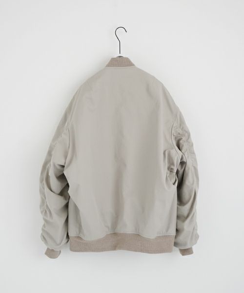 VU ヴウ big MA-1[CHALK] ビックエムエーワン vu-blu-005