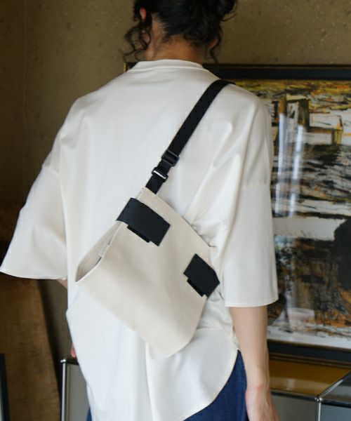 macromauro  マクロマウロ WRAP BAG SHOULDER CANVAS S(NATURAL)