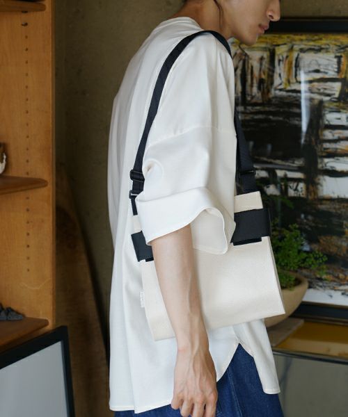 macromauro  マクロマウロ WRAP BAG SHOULDER CANVAS S(NATURAL)