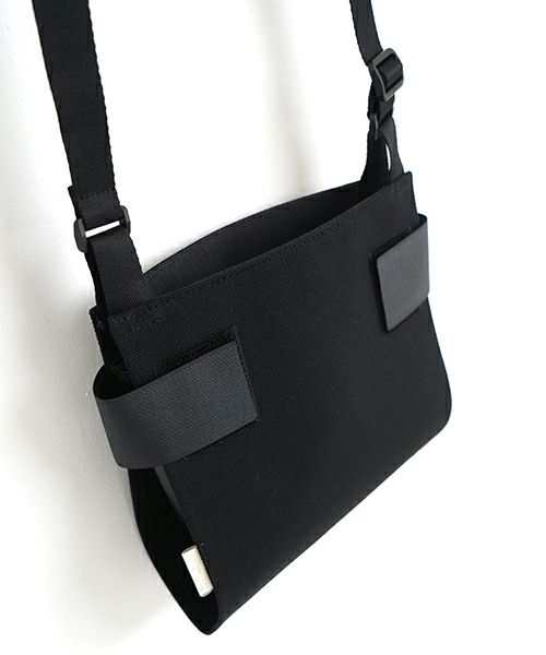macromauro  マクロマウロ WRAP BAG SHOULDER CANVAS S(BLACK)
