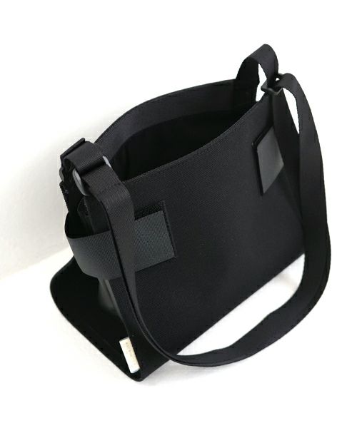 macromauro  マクロマウロ WRAP BAG SHOULDER CANVAS S(BLACK)