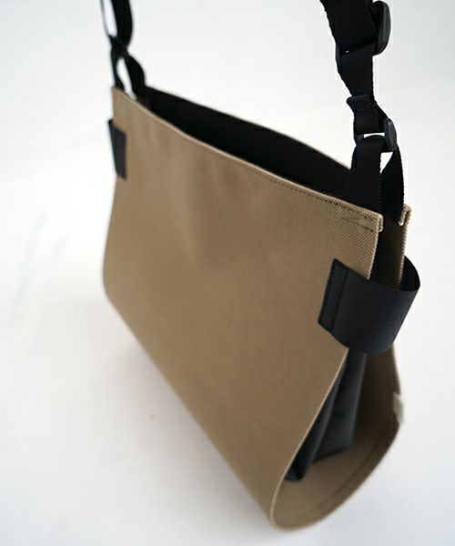macromauro  マクロマウロ WRAP BAG SHOULDER CANVAS S(BEIGE)
