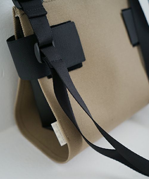 macromauro  マクロマウロ WRAP BAG SHOULDER CANVAS S(BEIGE)