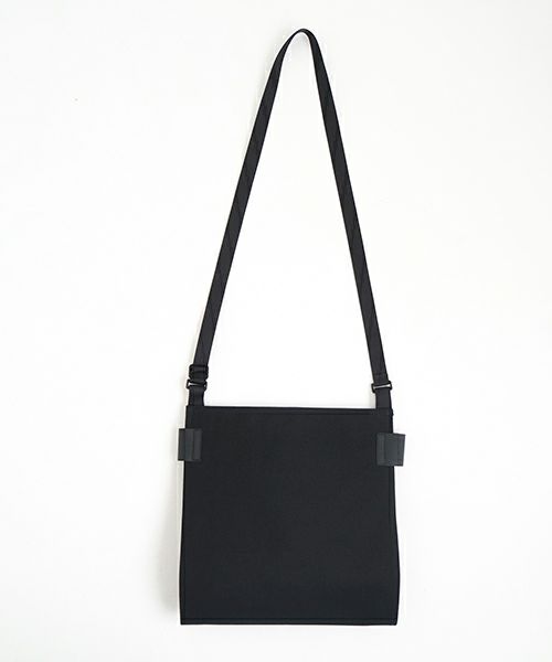 macromauro  マクロマウロ WRAP BAG SHOULDER CANVAS M(BLACK)
