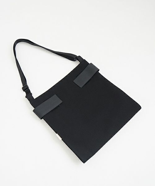 macromauro  マクロマウロ WRAP BAG SHOULDER CANVAS M(BLACK)