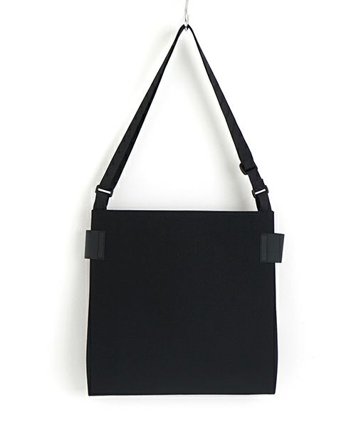 macromauro  マクロマウロ WRAP BAG SHOULDER CANVAS M(BLACK)